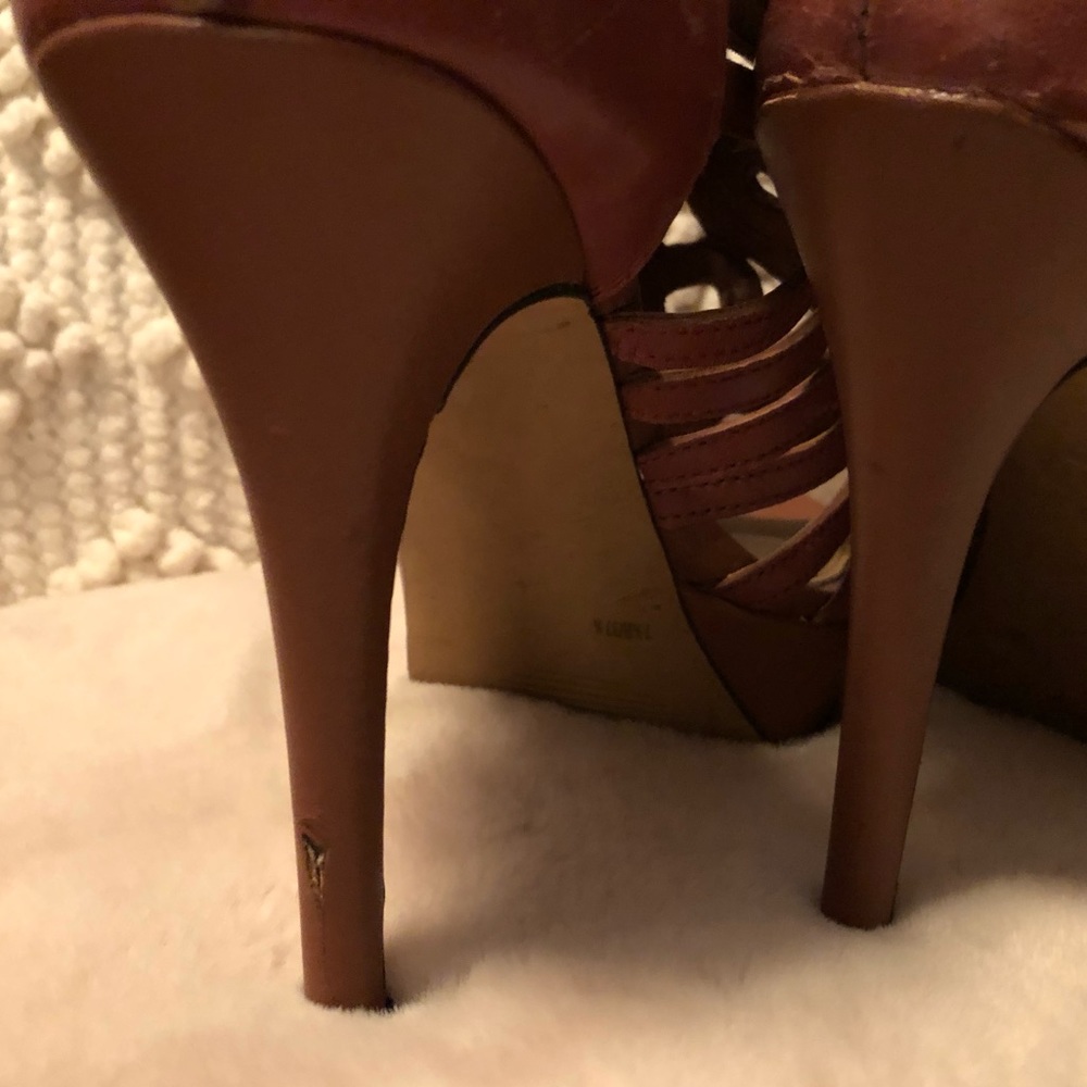 **LAST CHANCE- GUC Jessica Simpson Leather Gladiator Heels - Picture 6 of 8